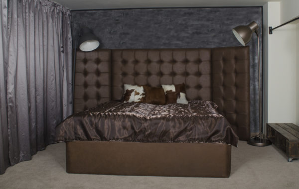 спалня Chesterfield 5